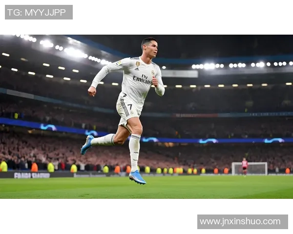 真实足球瞬间捕捉展现激情与梦想的完美画面